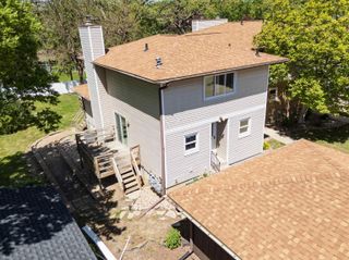2122 Bicentennial Drive, Cedar Falls, IA 50613