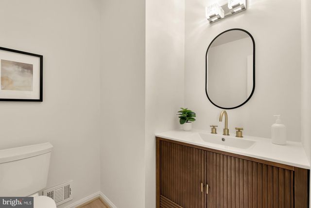 118 WHITE BIRCH CT, Greenbelt, MD 20770