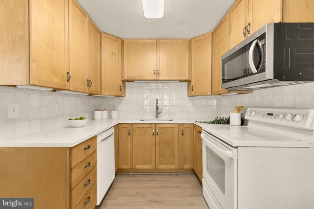 118 WHITE BIRCH CT, Greenbelt, MD 20770