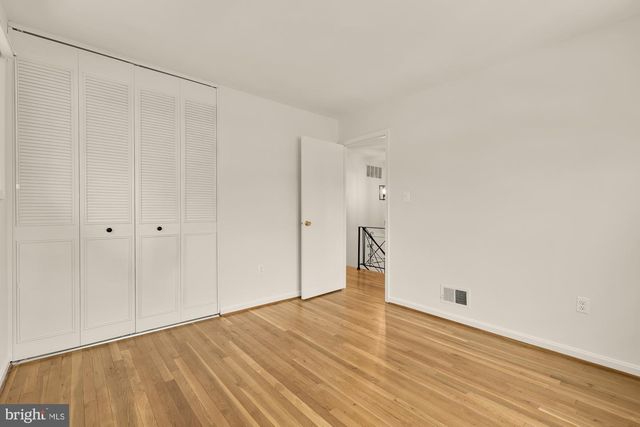 118 WHITE BIRCH CT, Greenbelt, MD 20770