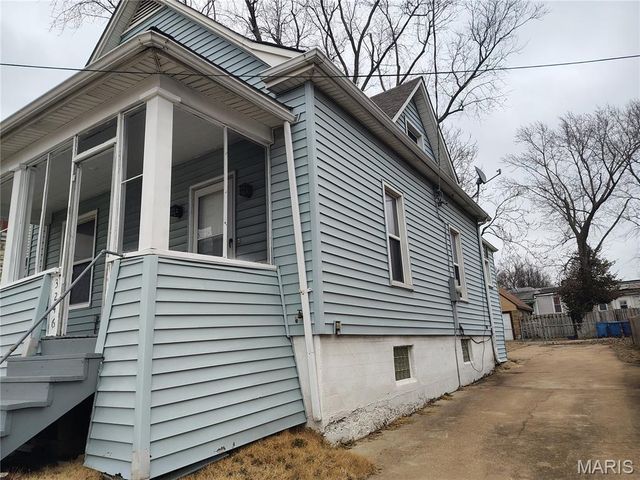 3246 S Big Bend Boulevard, St Louis, MO 63143