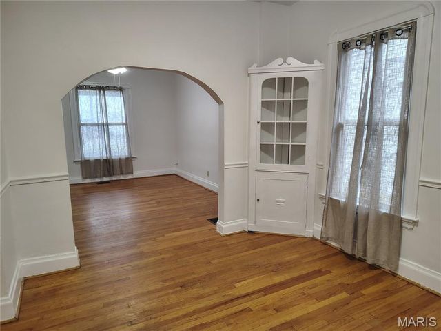 3246 S Big Bend Boulevard, St Louis, MO 63143