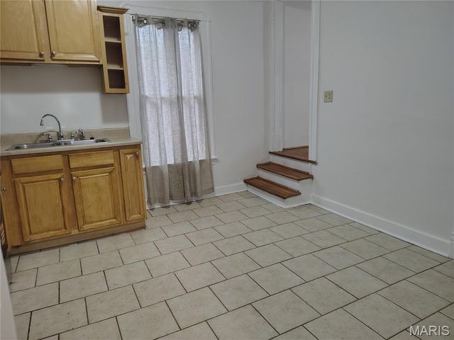 3246 S Big Bend Boulevard, St Louis, MO 63143