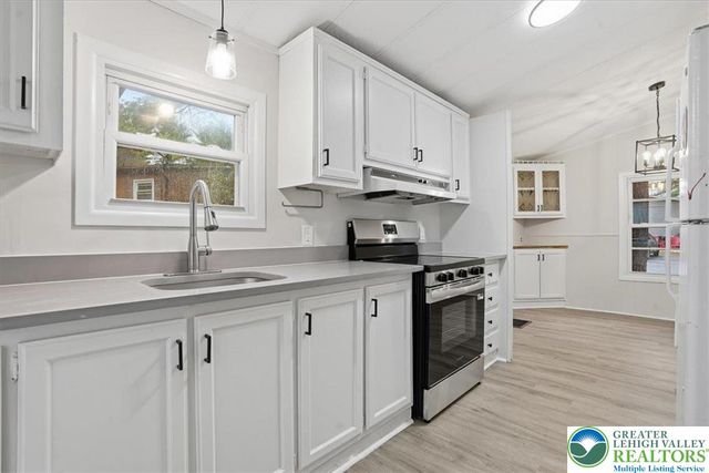 1016 Spruce Lane, Upper Macungie Twp, PA 18031