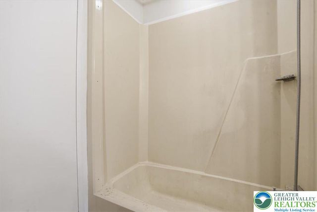 1016 Spruce Lane, Upper Macungie Twp, PA 18031