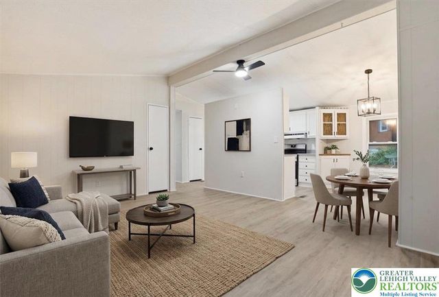 1016 Spruce Lane, Upper Macungie Twp, PA 18031