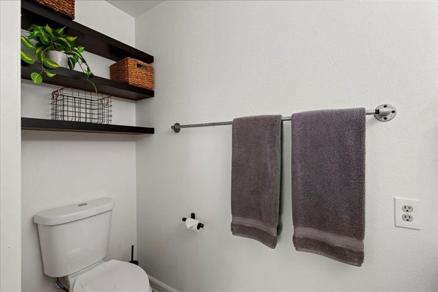 573 Pahi Ka St, Paia, HI 96779