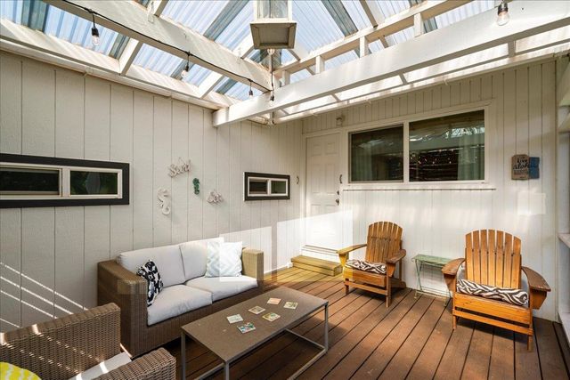 573 Pahi Ka St, Paia, HI 96779