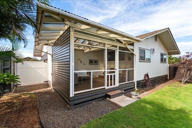 573 Pahi Ka St, Paia, HI 96779