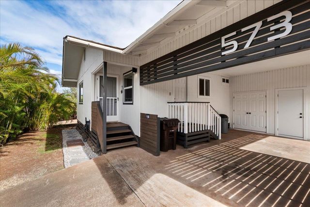573 Pahi Ka St, Paia, HI 96779