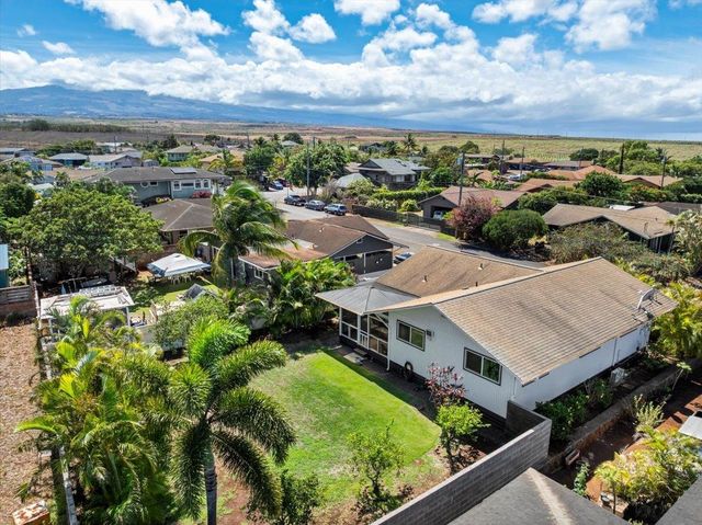 573 Pahi Ka St, Paia, HI 96779
