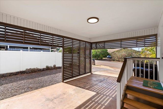 573 Pahi Ka St, Paia, HI 96779