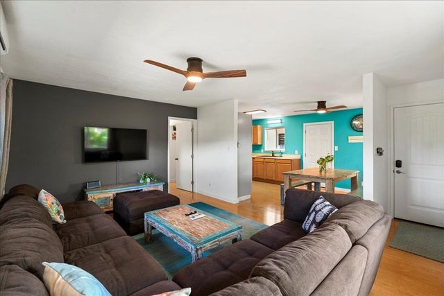 573 Pahi Ka St, Paia, HI 96779