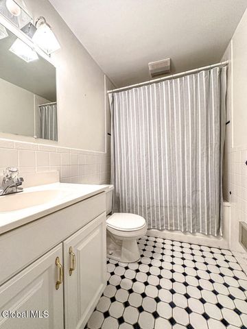 15 Heritage Village Road, Bolton, NY 12814