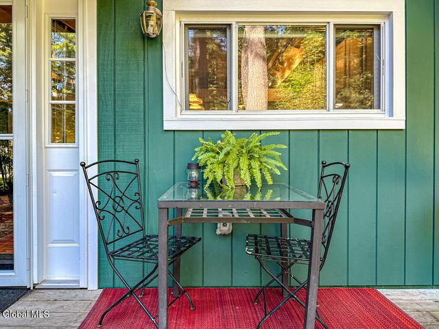 15 Heritage Village Road, Bolton, NY 12814