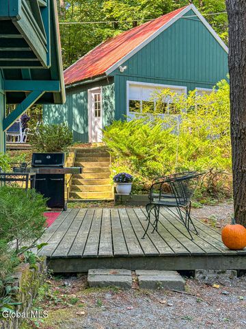 15 Heritage Village Road, Bolton, NY 12814