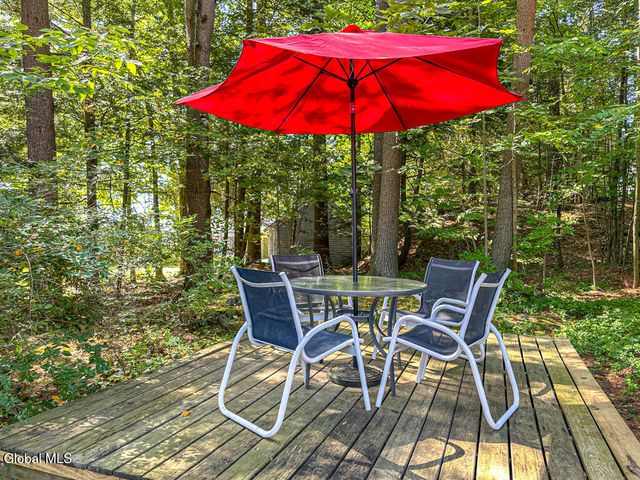 15 Heritage Village Road, Bolton, NY 12814