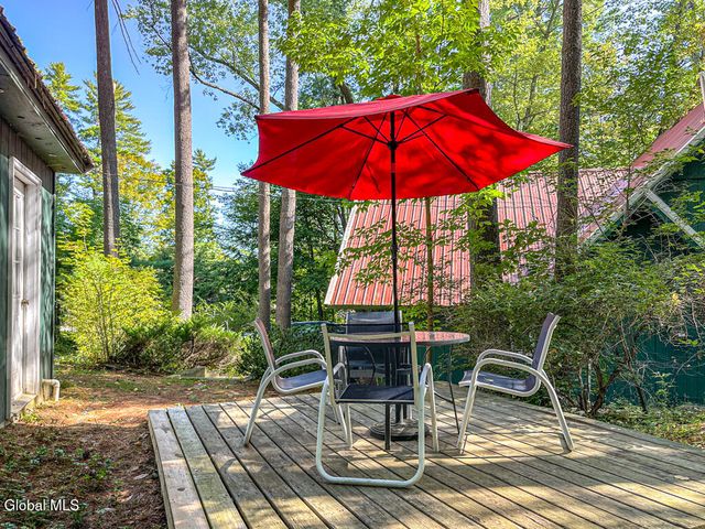 15 Heritage Village Road, Bolton, NY 12814