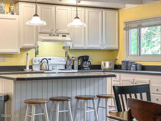 15 Heritage Village Road, Bolton, NY 12814