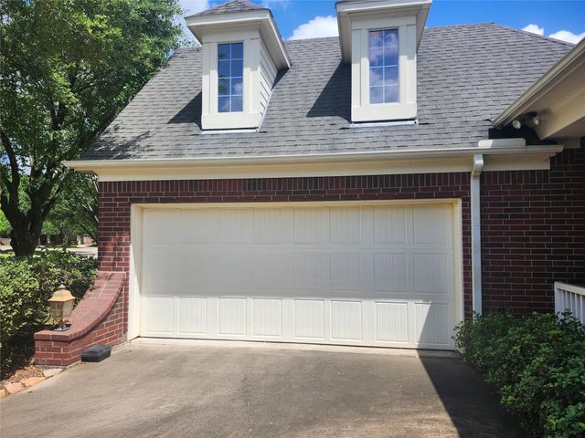 4627 Lake Knoll Court, Sugar Land, TX 77479