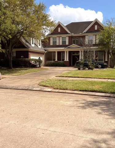 4627 Lake Knoll Court, Sugar Land, TX 77479