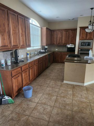 4627 Lake Knoll Court, Sugar Land, TX 77479