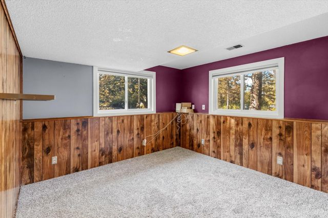 1767 Hilo Avenue N, Oakdale, MN 55128