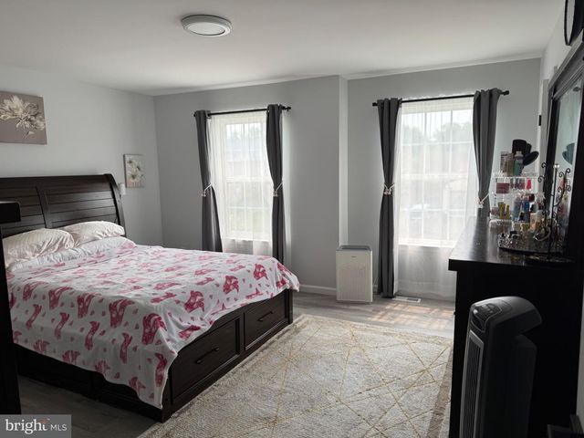12 PEACHTON LN, Sicklerville, NJ 08081
