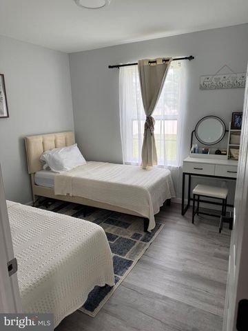 12 PEACHTON LN, Sicklerville, NJ 08081