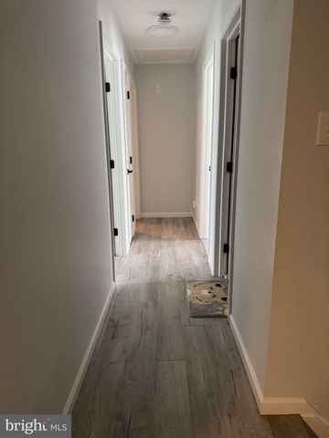 12 PEACHTON LN, Sicklerville, NJ 08081