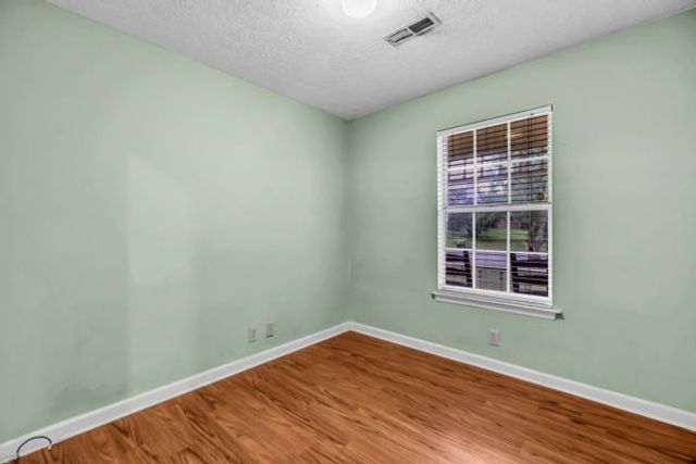 3545 Lake Towne Dr, Antioch, TN 37013