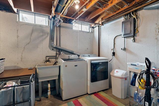 1792 Bridle Creek Street Se, City Of Kentwood, MI 49508