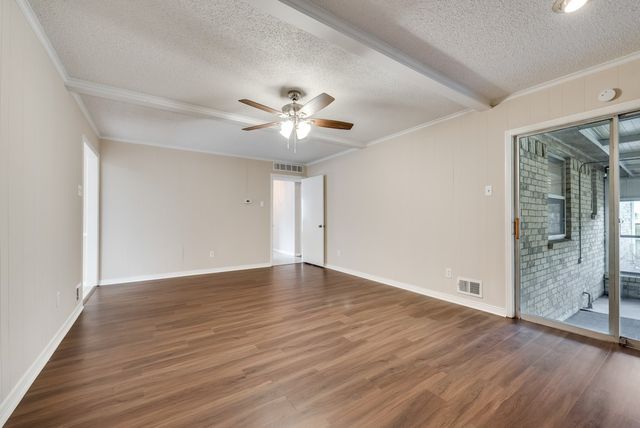 2240 Babalos Lane, Dallas, TX 75228