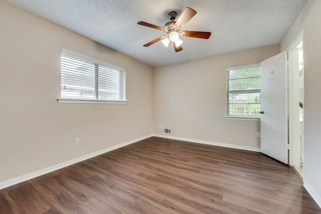 2240 Babalos Lane, Dallas, TX 75228