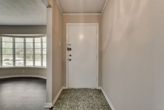 2240 Babalos Lane, Dallas, TX 75228