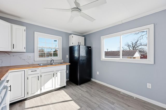 219 Curry Avenue, Harrodsburg, KY 40330