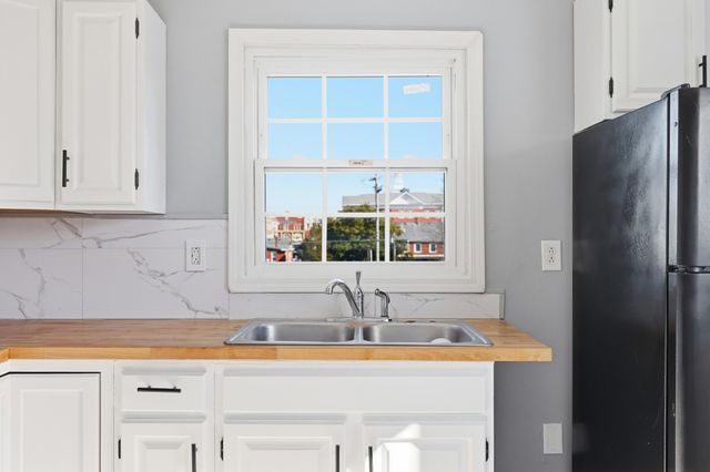 219 Curry Avenue, Harrodsburg, KY 40330