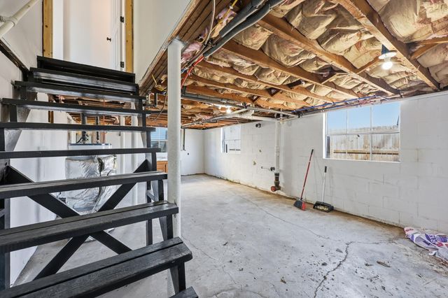 219 Curry Avenue, Harrodsburg, KY 40330