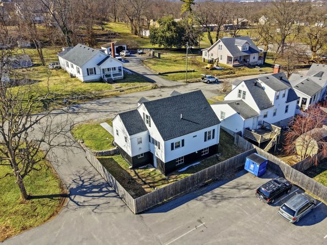 219 Curry Avenue, Harrodsburg, KY 40330