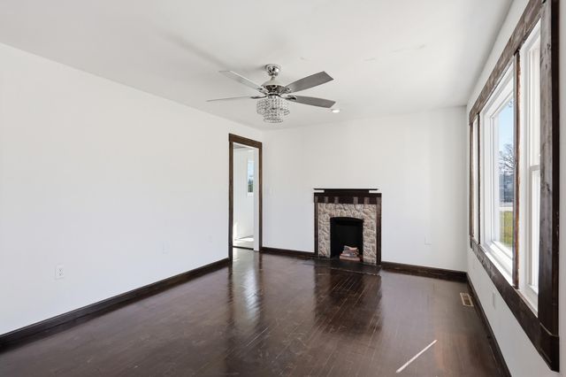 219 Curry Avenue, Harrodsburg, KY 40330