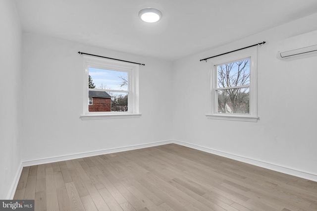 29 SCHOOL LN, Springfield, PA 19064