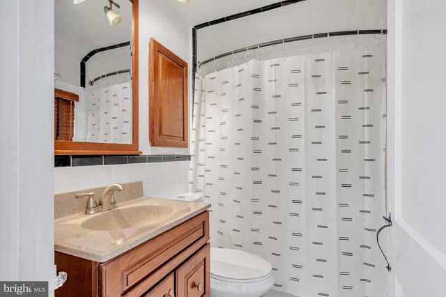 29 SCHOOL LN, Springfield, PA 19064