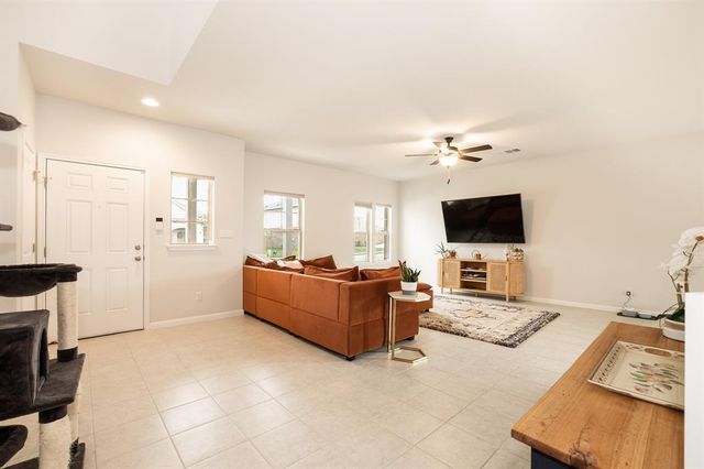 136 Pentro PATH, Georgetown, TX 78626