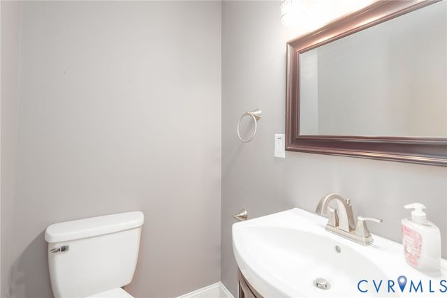 8406 Ackley Ave, Henrico, VA 23228