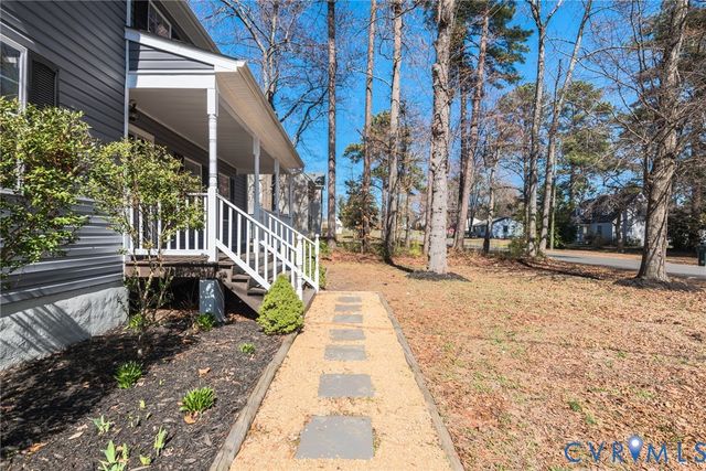 8406 Ackley Ave, Henrico, VA 23228