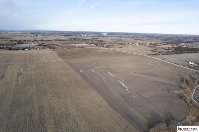 2255 W Pella Road, Hallam, NE 68368