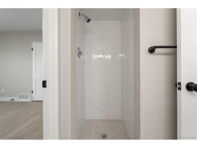 1269 Revere St, Aurora, CO 80011