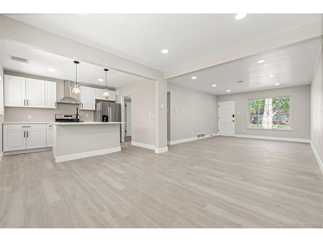1269 Revere St, Aurora, CO 80011