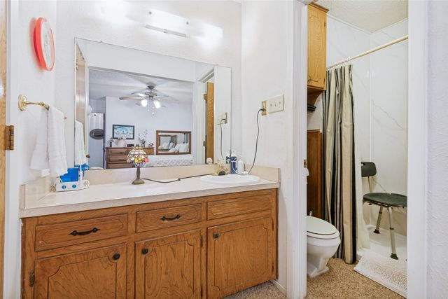 6700 Sayle Street, Greenville, TX 75402