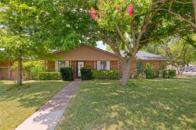 6700 Sayle Street, Greenville, TX 75402